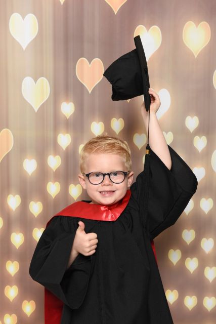 renfrew-nursery-photographer-graduations