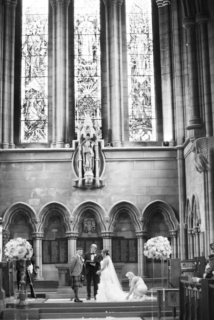 Glasgow-University-Chapel- -wedding-venue